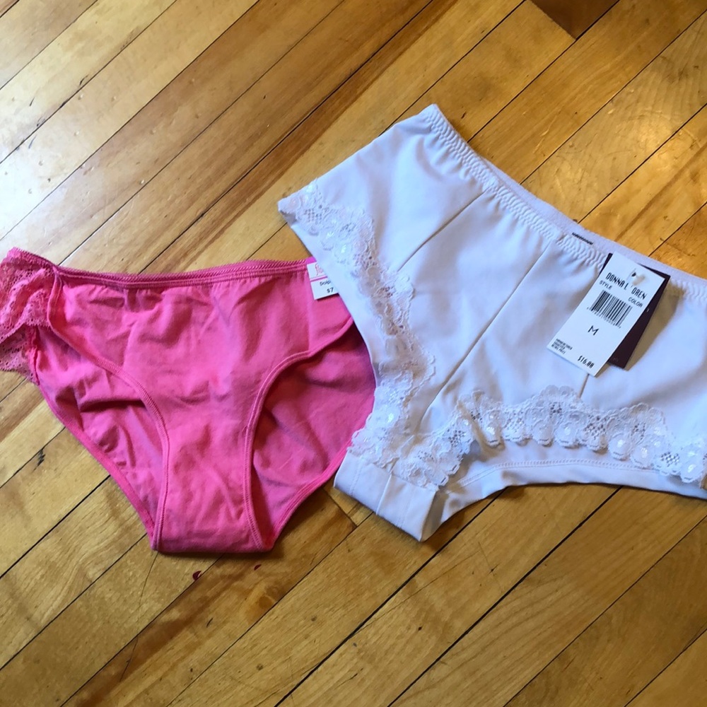 2 pair panties M